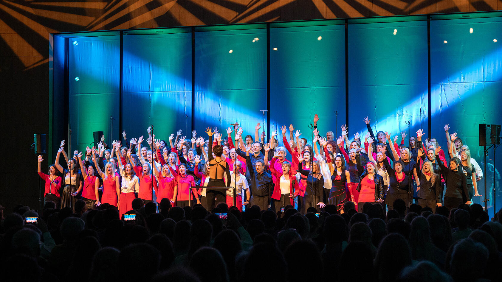 Popchor Tirol presents „A Licence to Film“