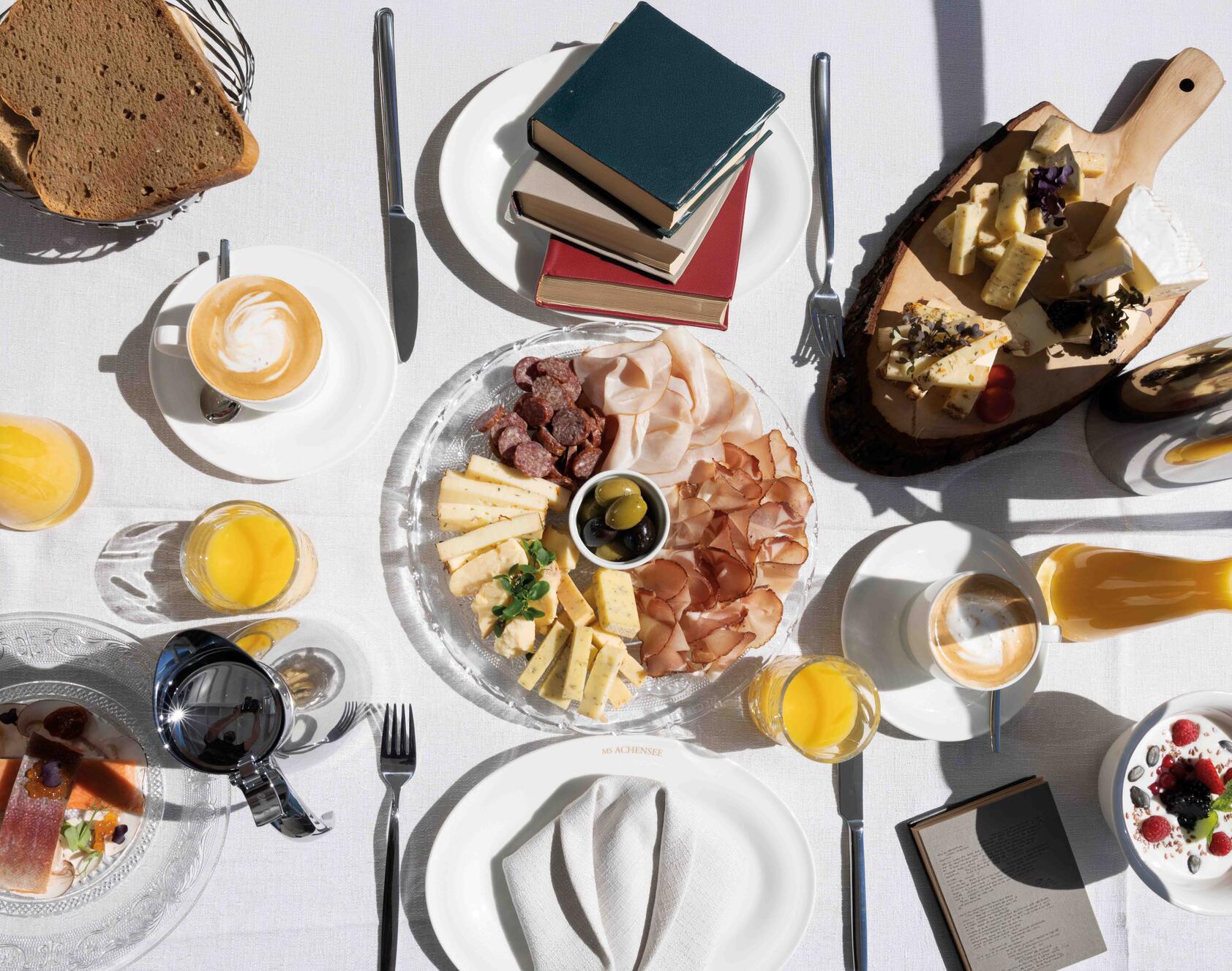LiteraTOUR Brunch